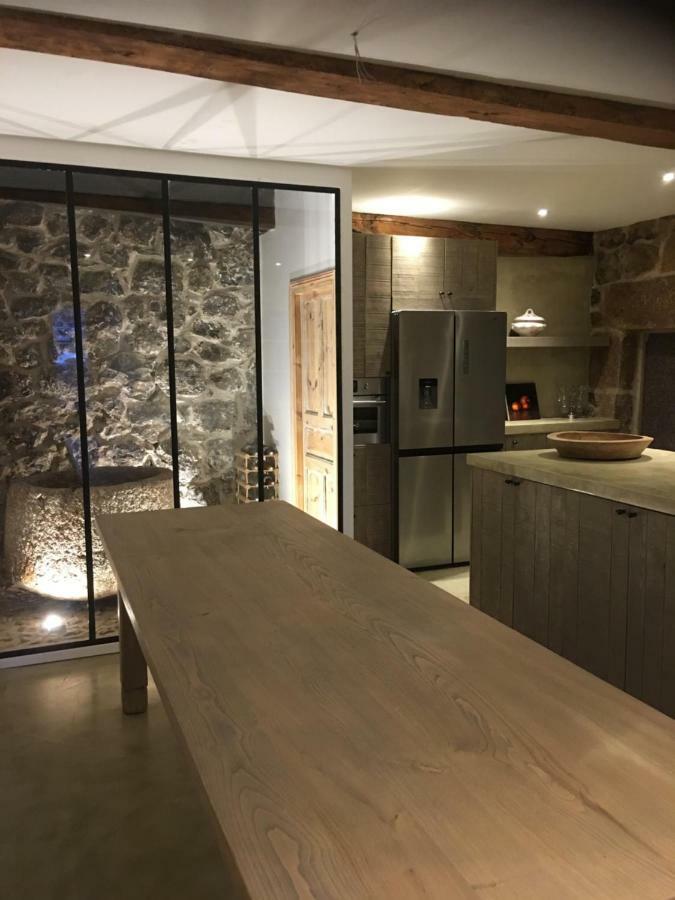 La Cure Grande Maison De Charme De 2 A 14 Personnes Saint-Urcize Exterior photo